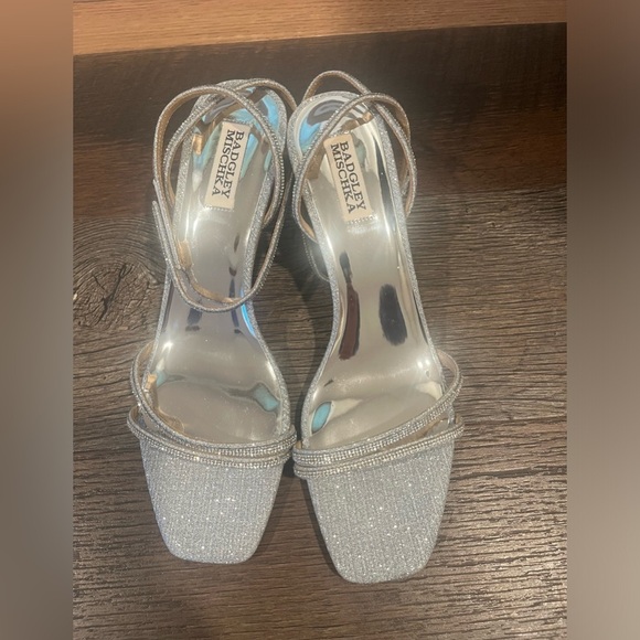 NWOT Badgley Mischka Women's Ultra Kitten Heel Sandal Heeled;Size 9.5 - Picture 2 of 9